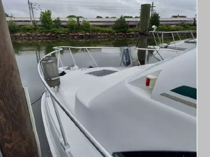 1995 Mainship Sedan Bridge