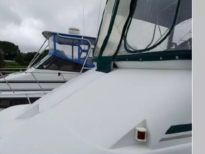 1995 Mainship Sedan Bridge