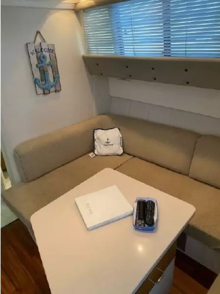 1995 Mainship Sedan Bridge