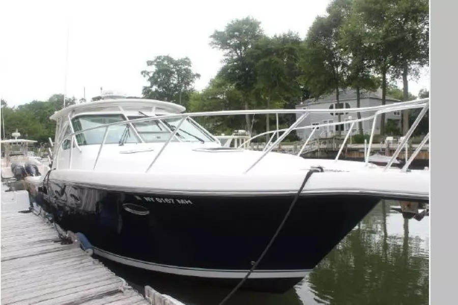 2005 Tiara Yachts 3600 Open