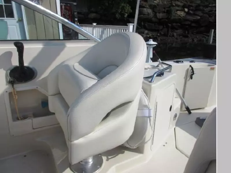 2003 Sea Ray 240 Sundancer
