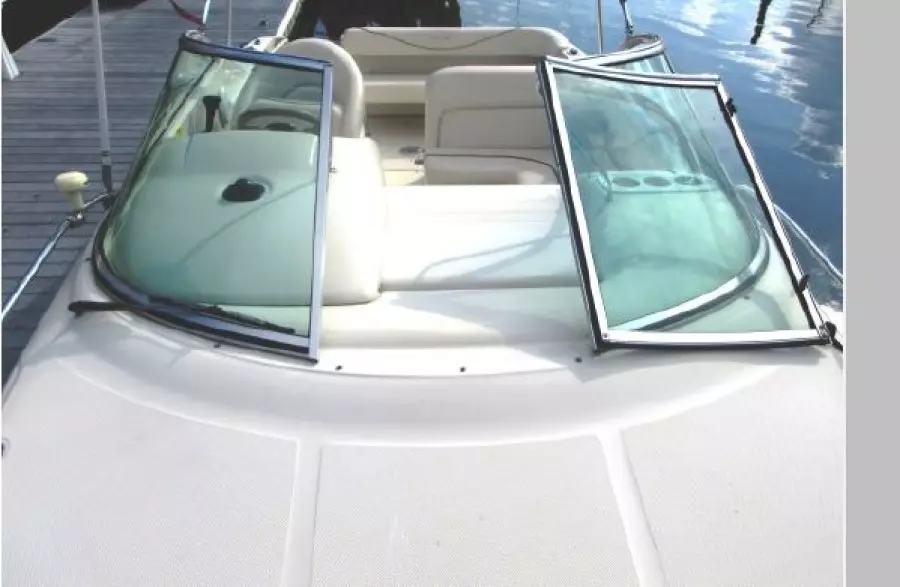 2003 Sea Ray 240 Sundancer