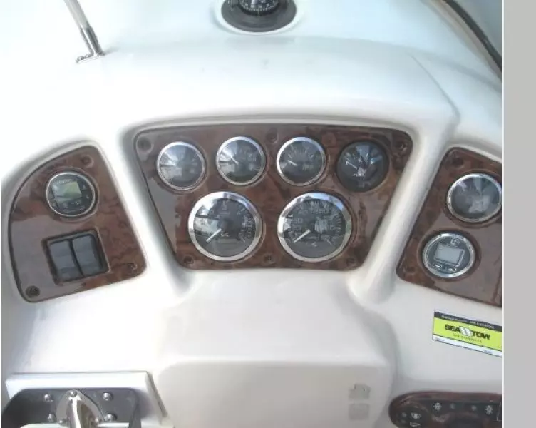 2003 Sea Ray 240 Sundancer