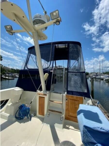 1983 Tollycraft Aft Cabin