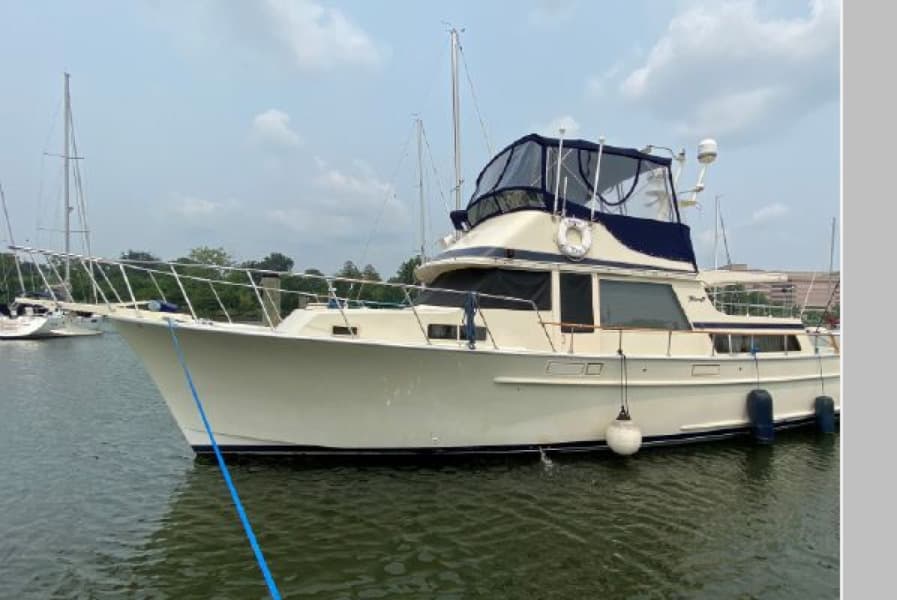 1983 Tollycraft Aft Cabin