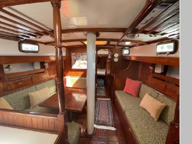 1980 Peterson Center Cockpit