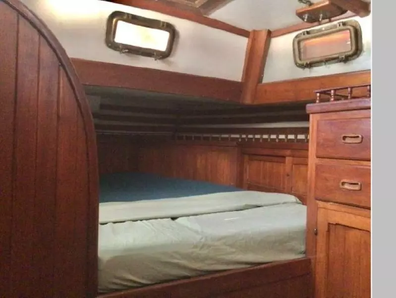 1980 Peterson Center Cockpit