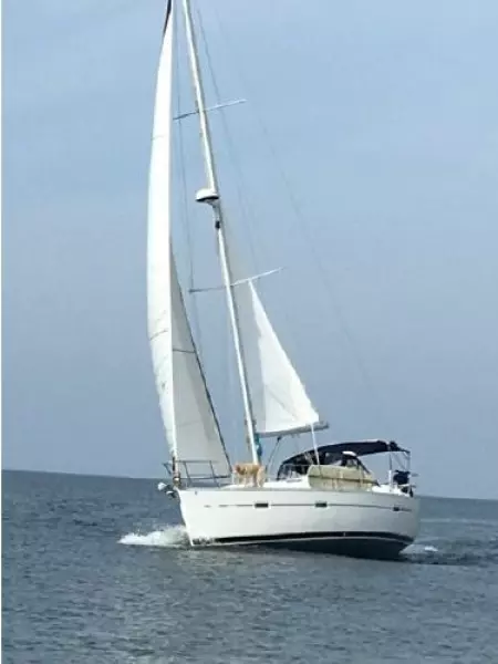 2004 Beneteau 373
