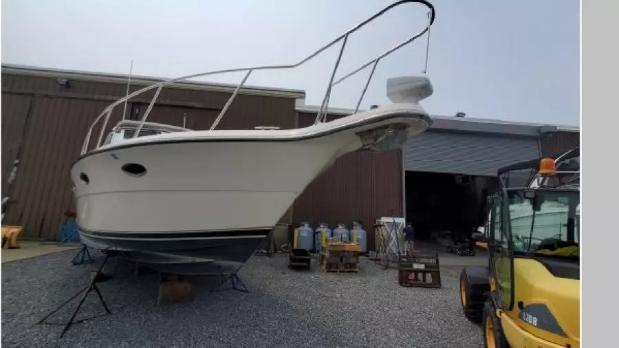 1995 Tiara Yachts 3300 Express