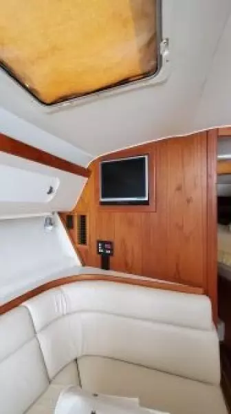 1995 Tiara Yachts 3300 Express