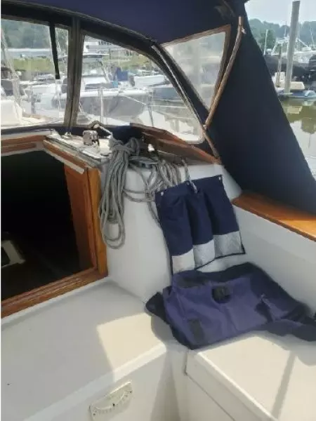1989 Sabre Targa 34