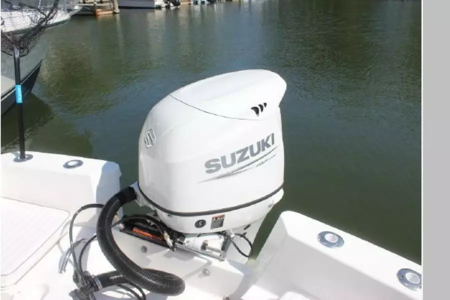 2021 Maritime 210 Defiant