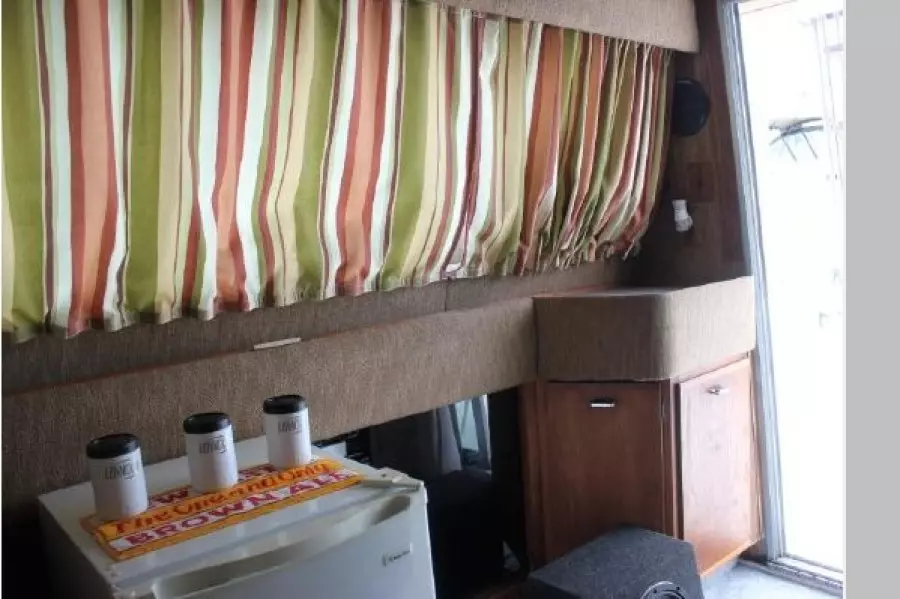 1987 Cruisers 3380 Chateau Vee