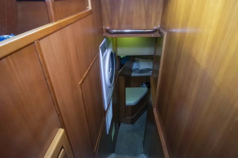 2000 Ferretti Yachts Custom Line 94