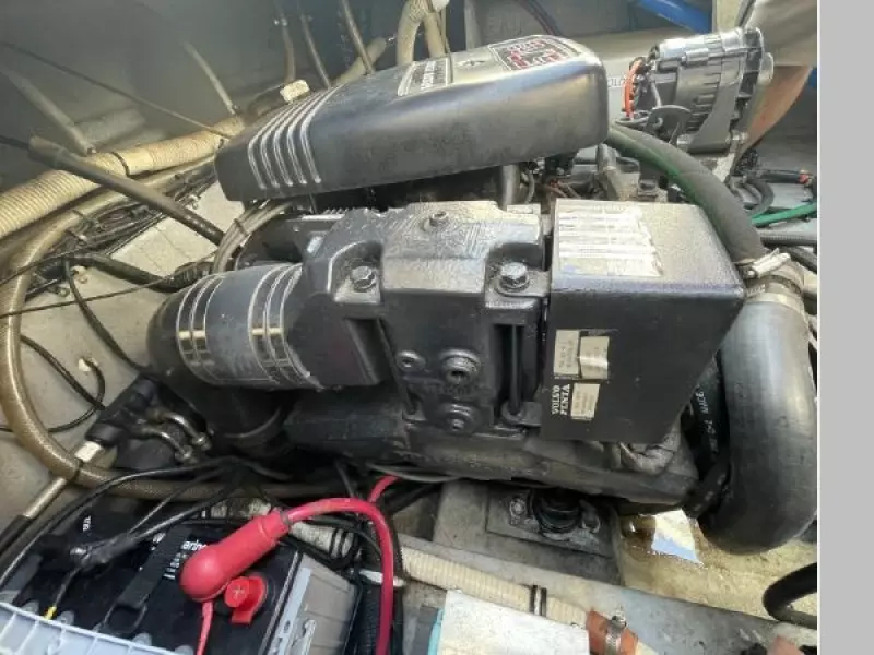 2001 Monterey 262 Cruiser