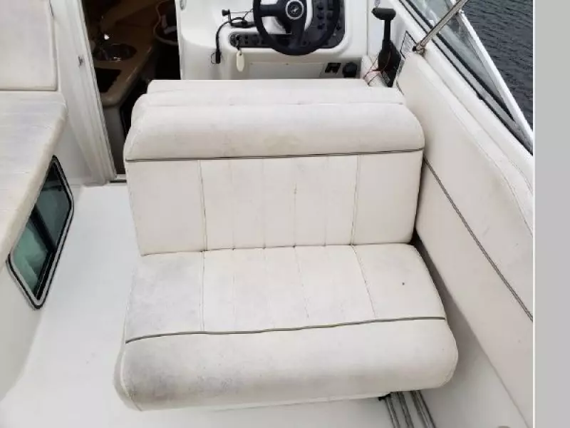 2001 Monterey 262 Cruiser