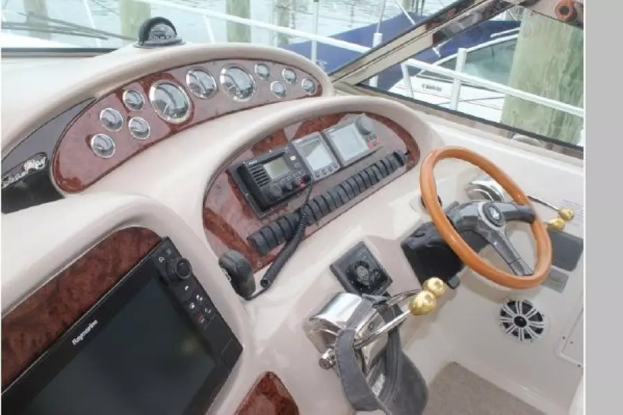 2000 Sea Ray 380 Sundancer