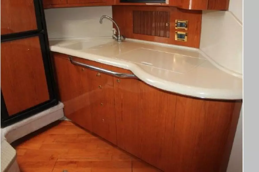 2000 Sea Ray 380 Sundancer