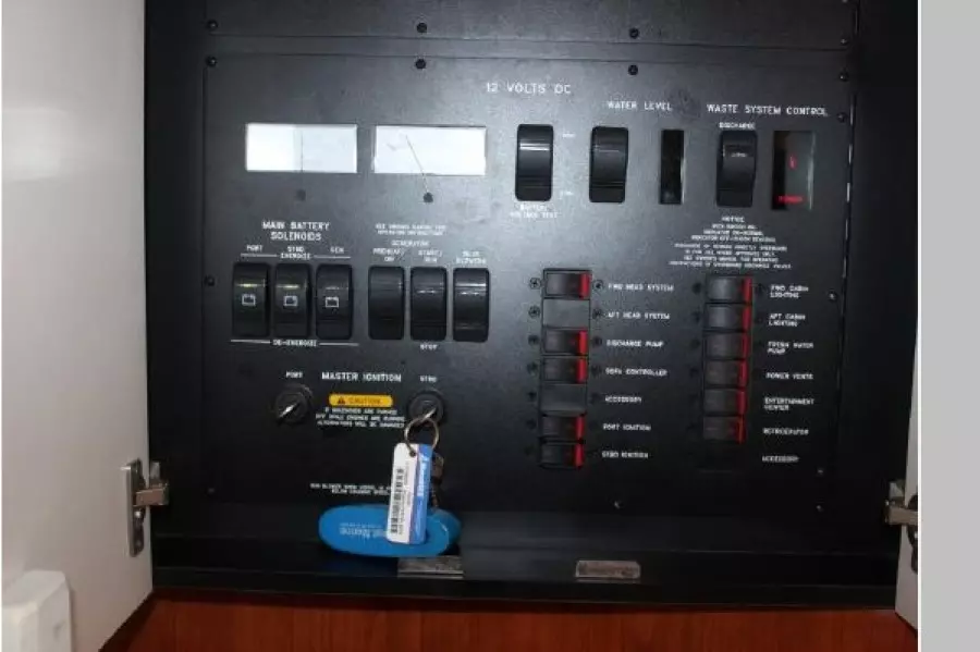 2000 Sea Ray 380 Sundancer