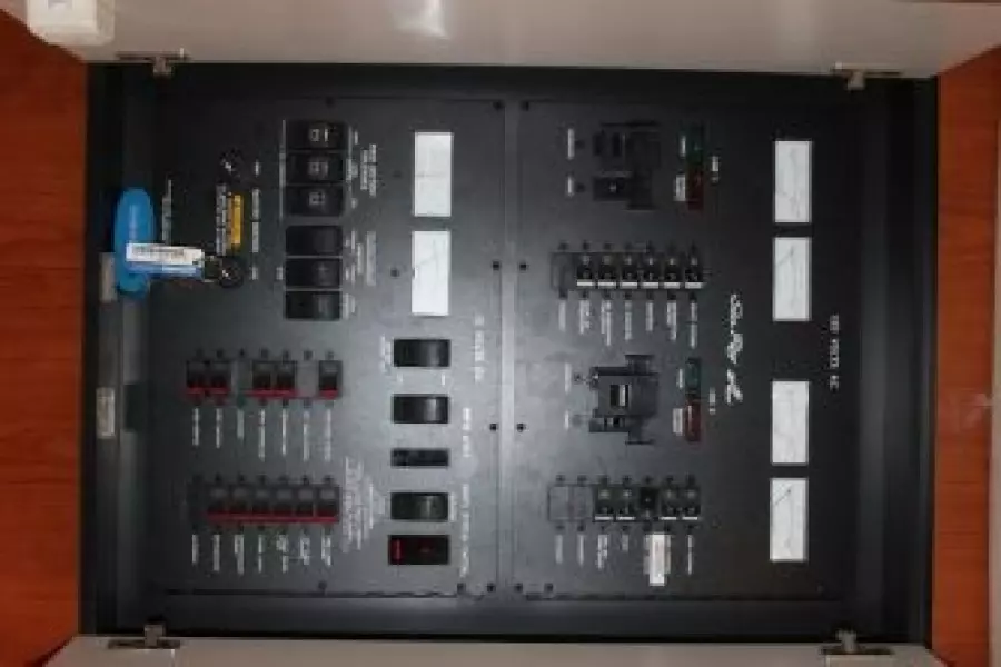 2000 Sea Ray 380 Sundancer