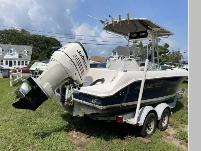 2004 Aquasport 205 Osprey