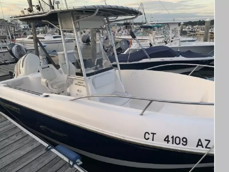 2004 Aquasport 205 Osprey