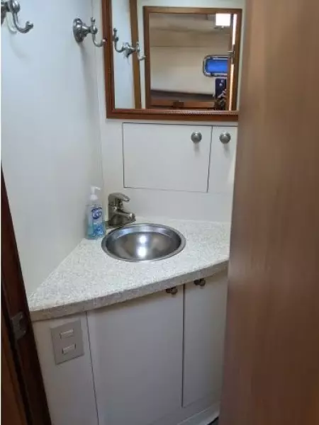 2006 Mainship Pilot Rum Runner II