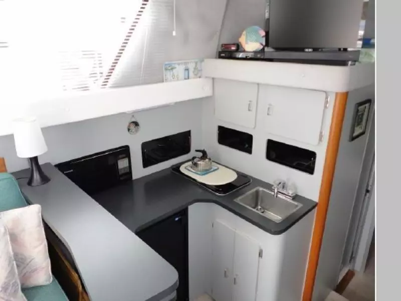 1989 Luhrs Convertible