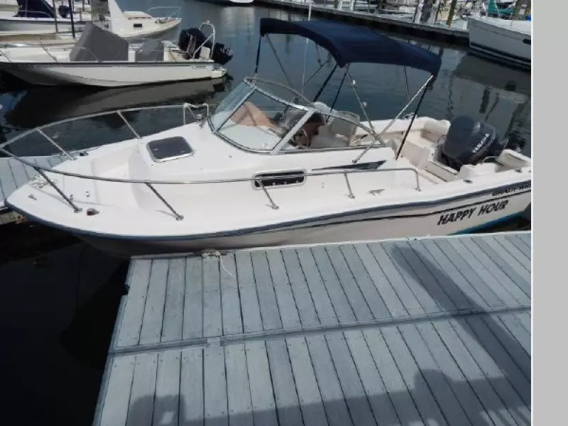 1997 Grady-White 208 Adventure