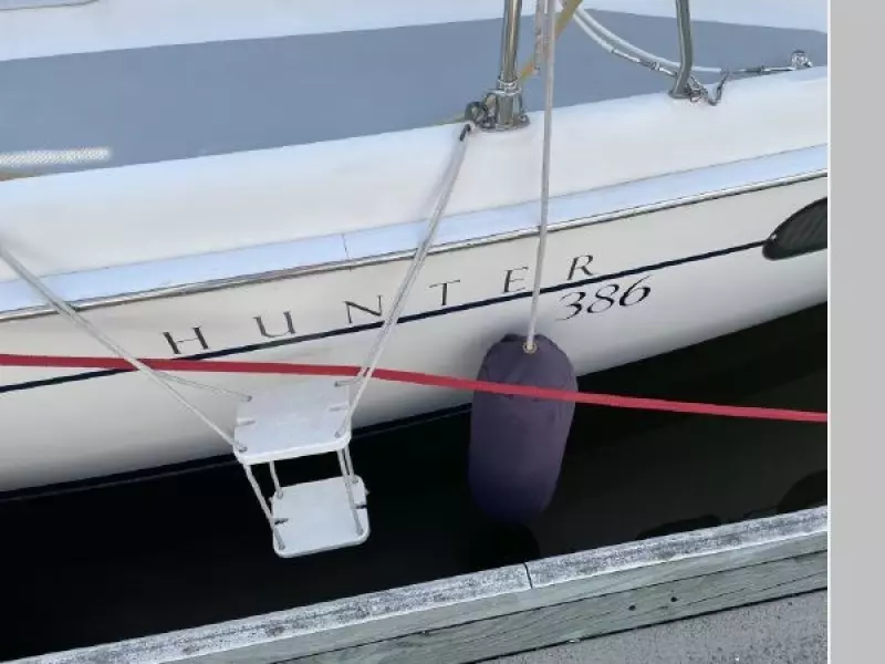 2003 Hunter 386