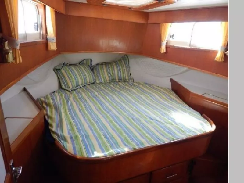 2000 Island Gypsy Eurosedan 32