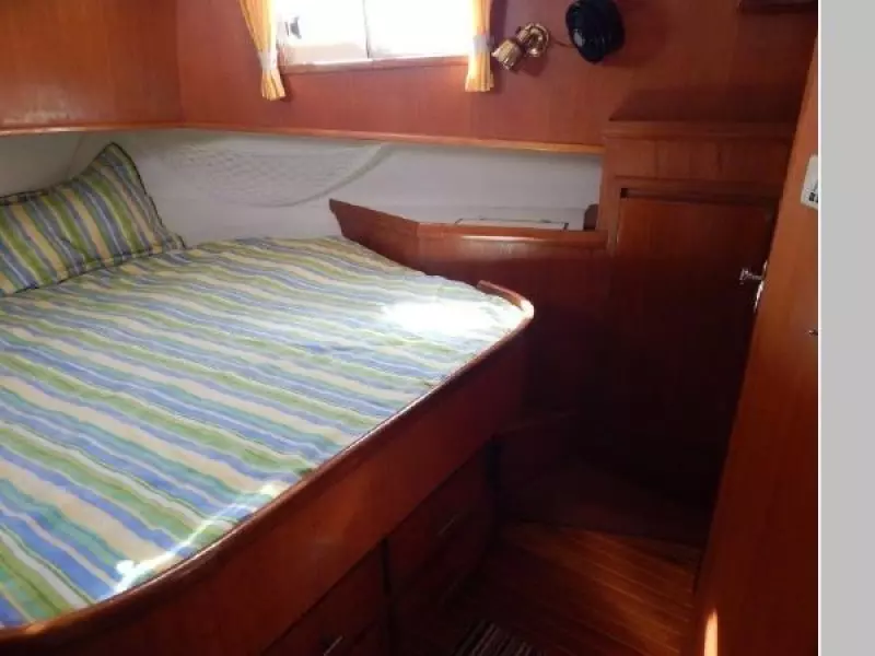 2000 Island Gypsy Eurosedan 32