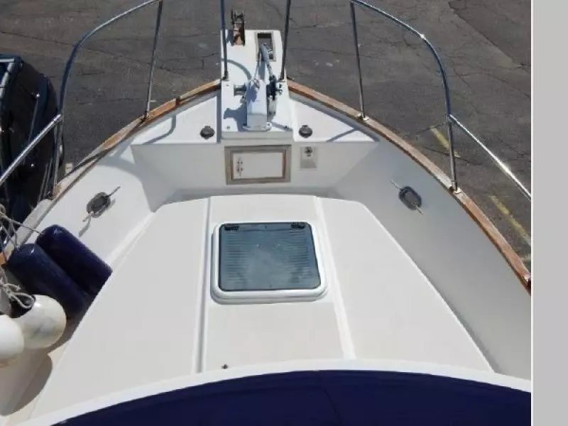 2000 Island Gypsy Eurosedan 32