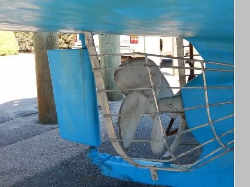 2000 Island Gypsy Eurosedan 32