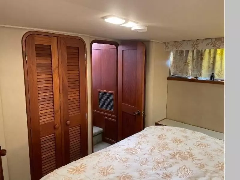 1986 Chris-Craft 426 Catalina