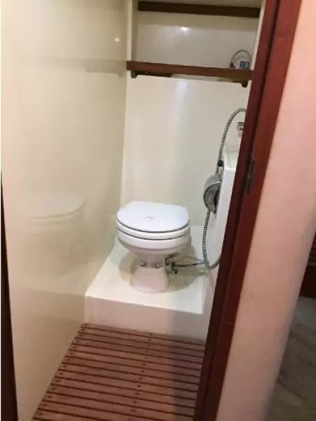 1986 Chris-Craft 426 Catalina