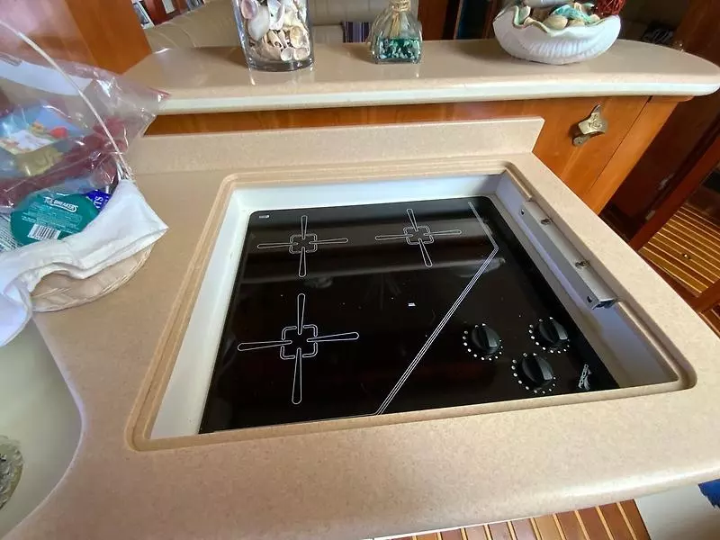 2000 Tiara Yachts 5200 Express