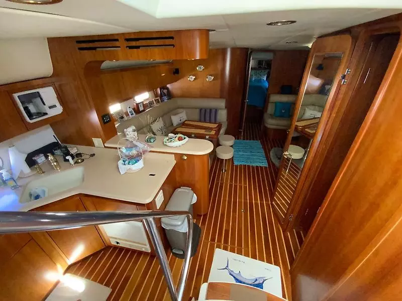 2000 Tiara Yachts 5200 Express