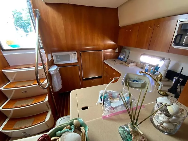 2000 Tiara Yachts 5200 Express