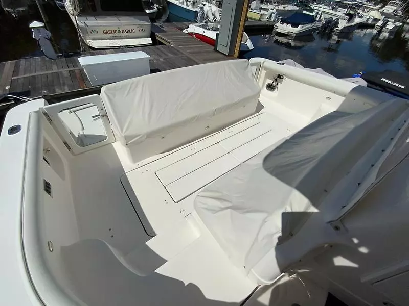 2000 Tiara Yachts 5200 Express