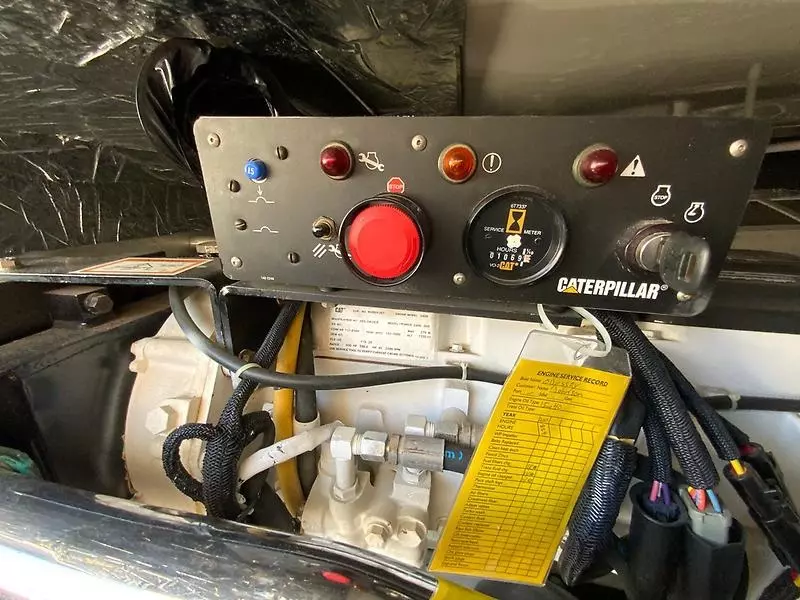 2000 Tiara Yachts 5200 Express