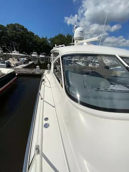 2000 Tiara Yachts 5200 Express