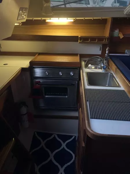 1988 Catalina 30