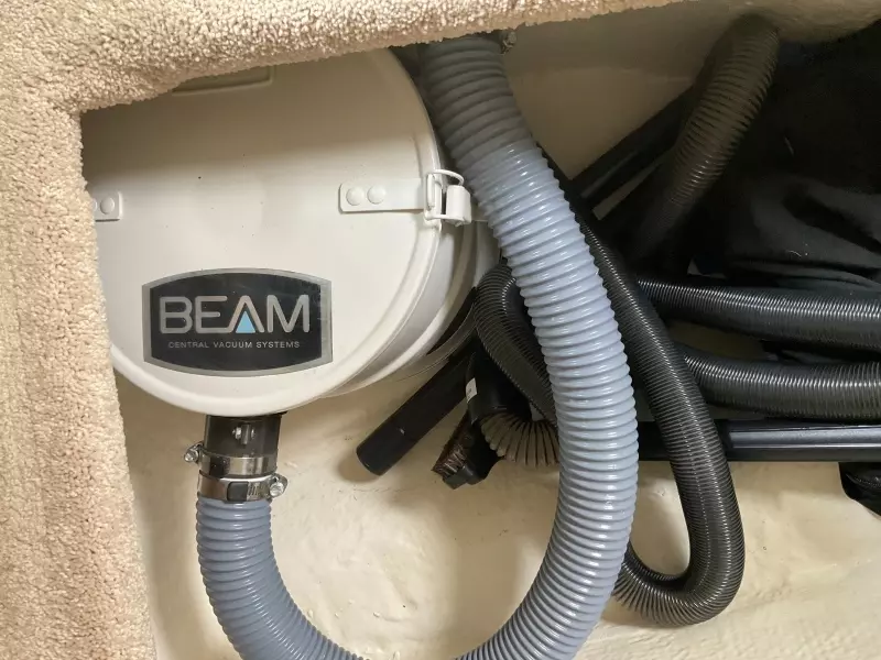 2013 Monterey 280 SCR