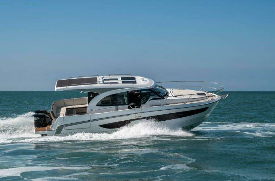 2026 Beneteau Antares 11