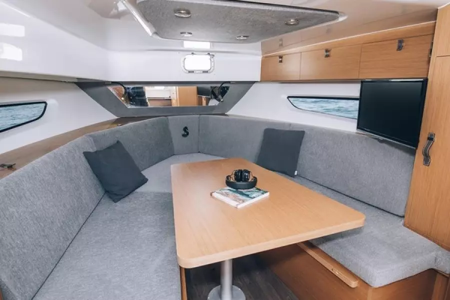 2026 Beneteau Flyer 10