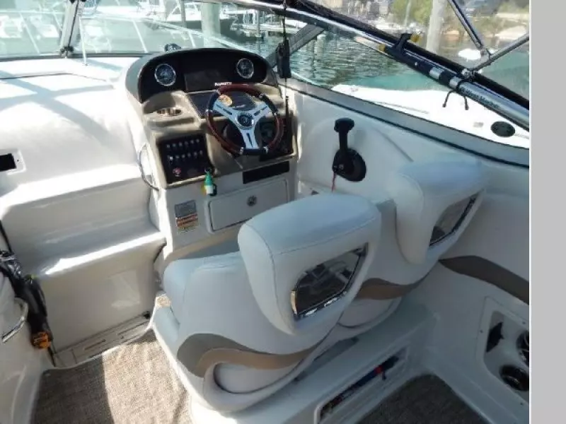 2019 Crownline 264 CR