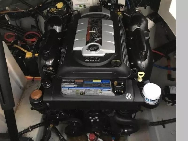 2019 Crownline 264 CR