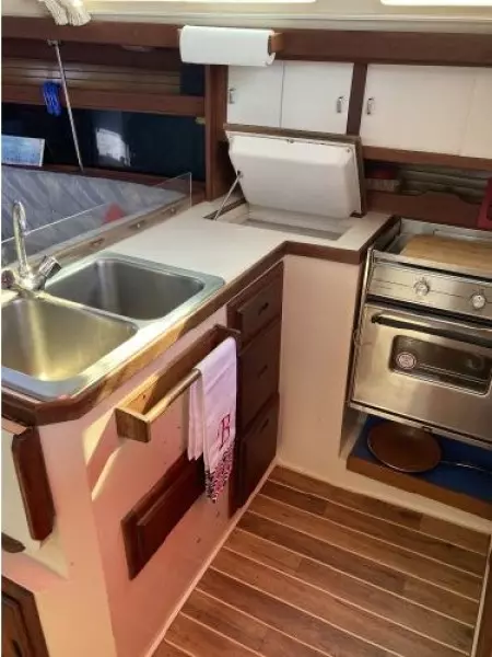 1990 Catalina 34