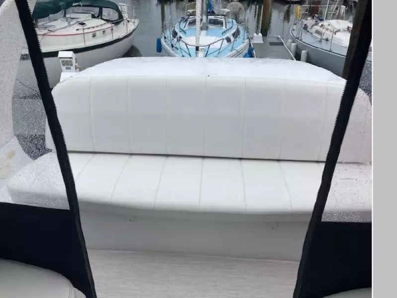 2002 Carver 350 Mariner